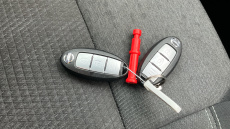 Nissan Qashqai 1.3 DiG-T MH N-Connecta 5dr Petrol Hatchback